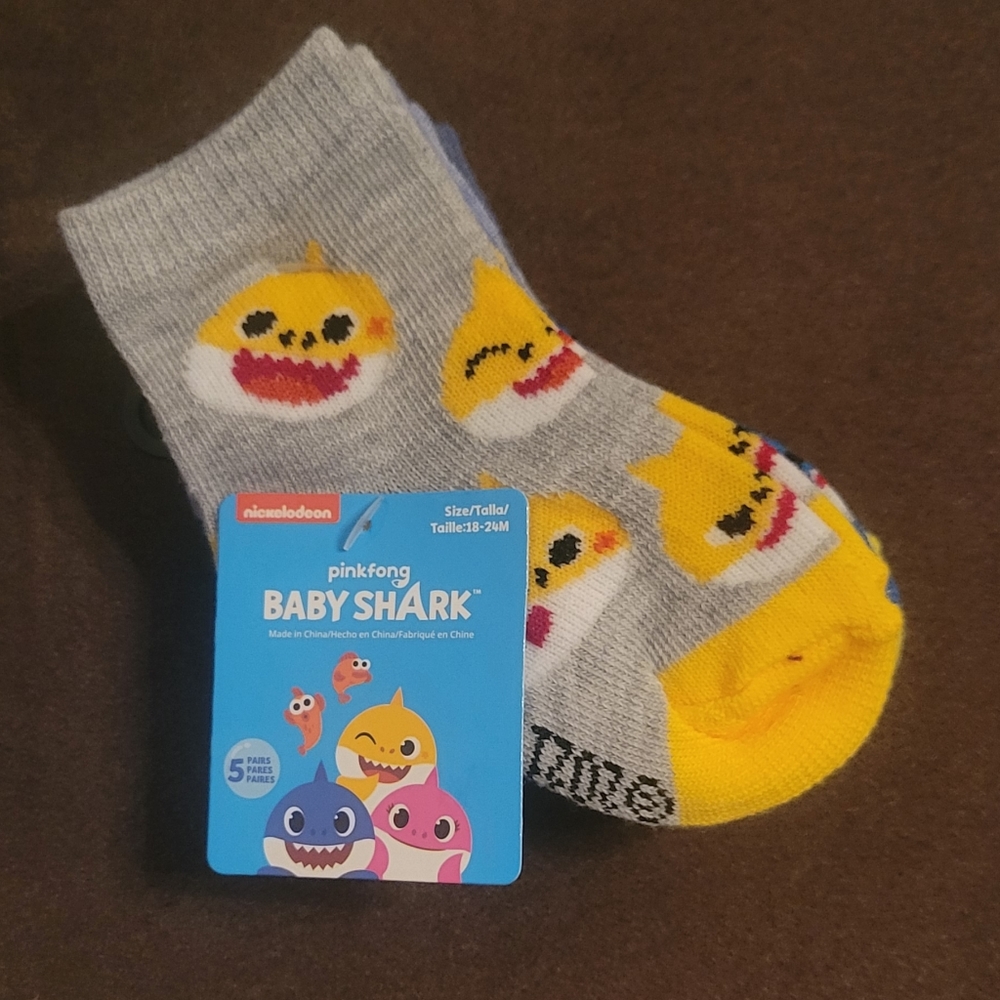 Pinkfong Baby Shark Baby Socks Size 18-24 Months 5 Pack